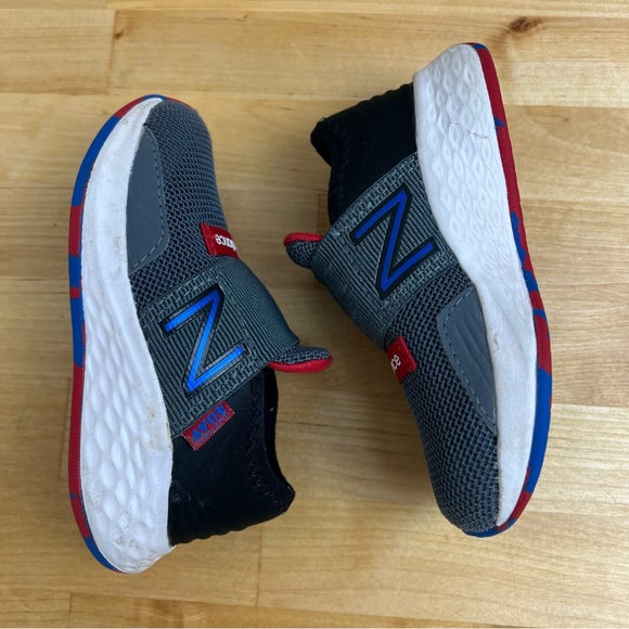 New Balance Fresh Foam Roav Slip On Sneakers Toddler Size 7 - Picture 7 of 9